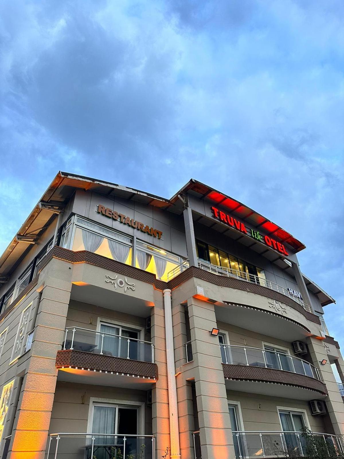 Truva Life Hotel Samandag 外观 照片